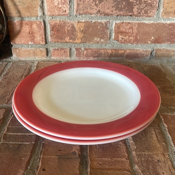 Vtg Pyrex Pink Flamingo Milk Glass Dinner Plates Set of 2 - Picture 1 of 5